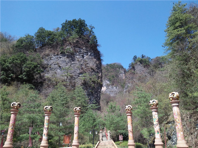探秘略阳五龙胜景 打卡穿越氐羌秘境