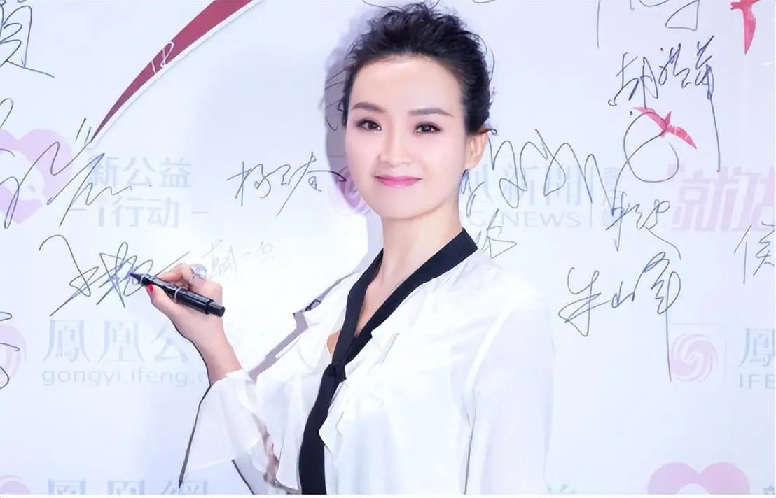 被大儿子掌掴,被小儿子欺负,王艳的“遮羞布”终是被她亲手扯下