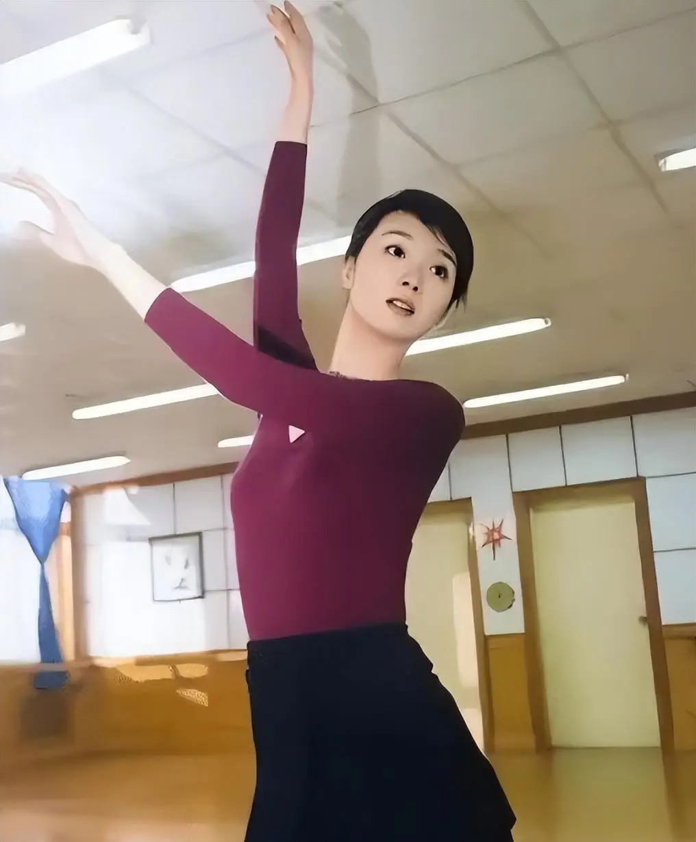 23岁王艳嫁给二婚富豪老公,25年后再来看到底有多幸福