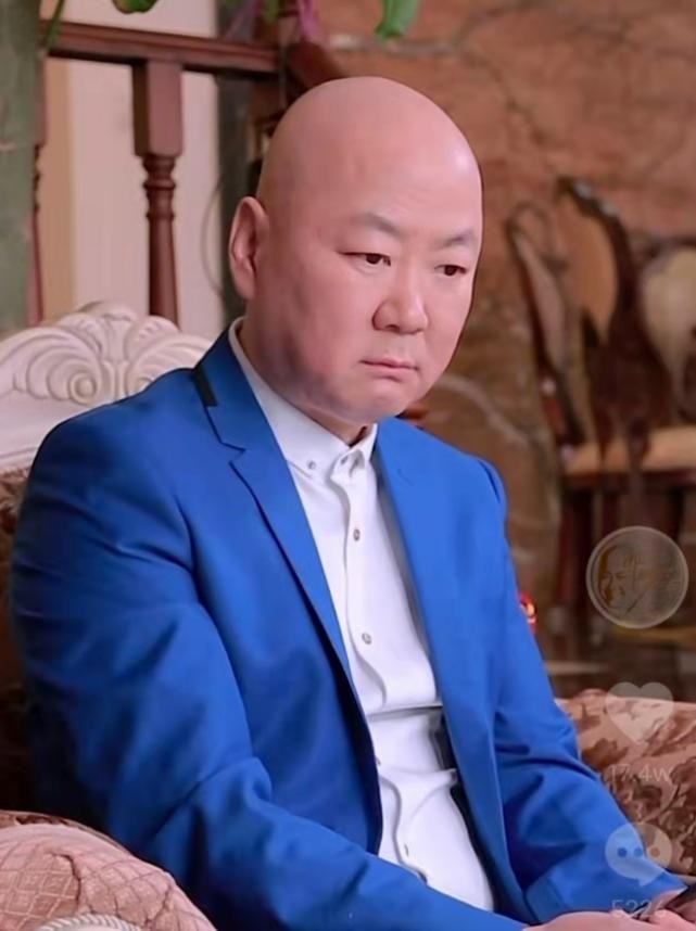 连登21次春晚,“一句话被索赔1亿”,55岁的郭冬临现在怎样了?