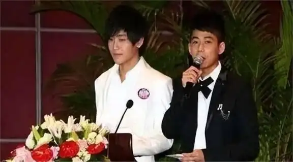 苏醒把他当兄弟,他却背地和大嫂“谈恋爱”,11年过去他怎么样了