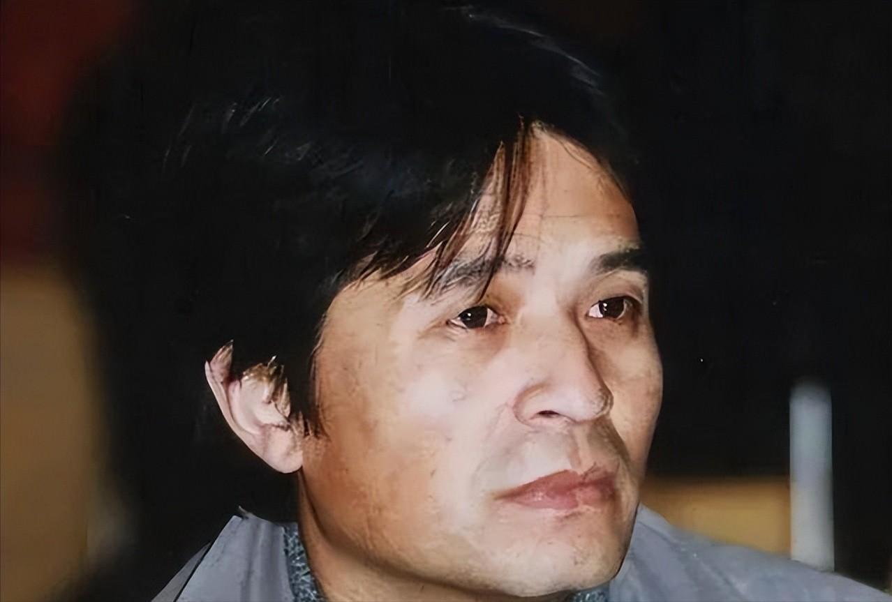 从“央视名嘴”到“农村大爷”,已被封杀8年的毕福剑到香港捞金