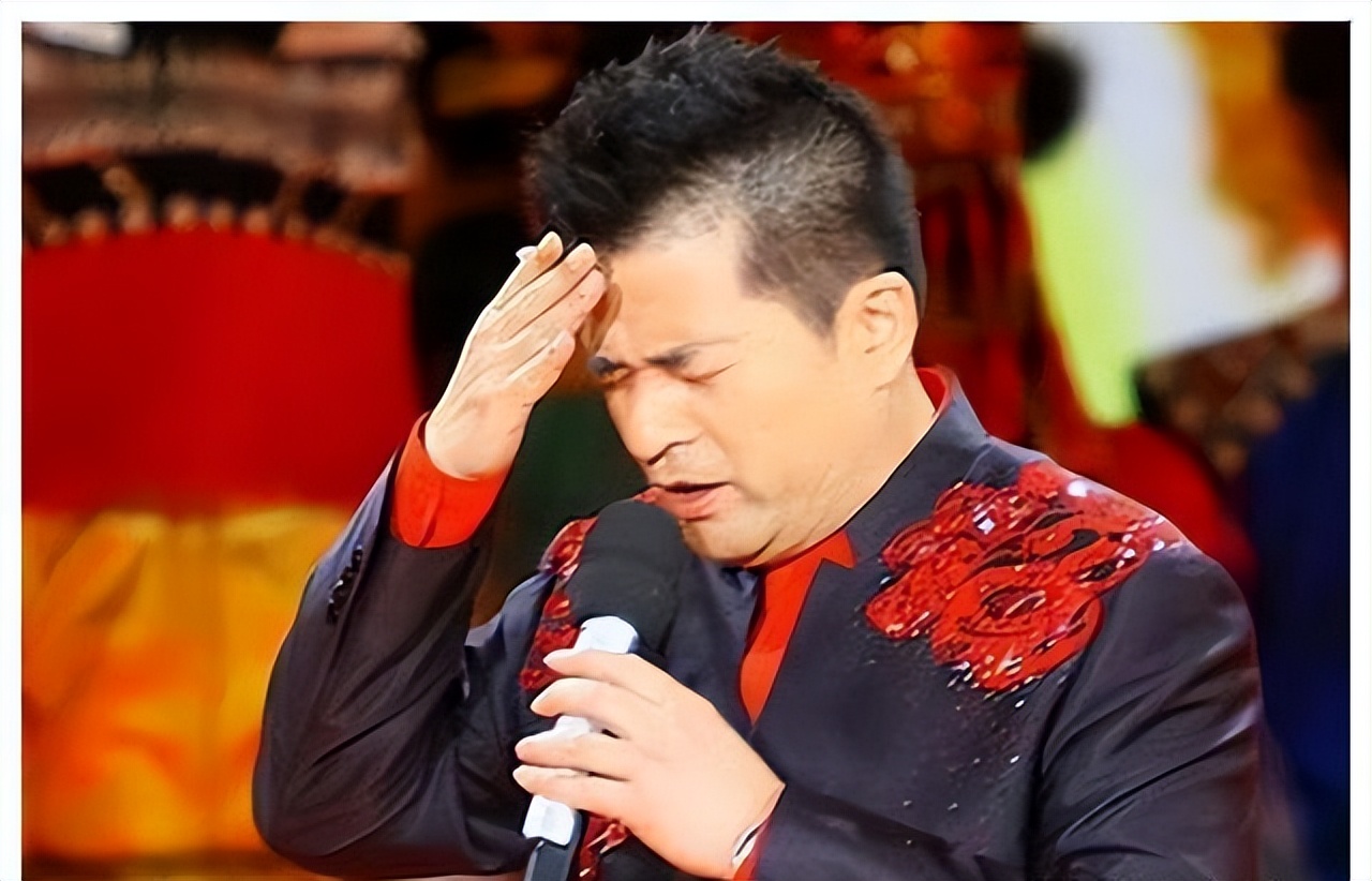 64岁的毕福剑重现镜头前,被人直呼认不出,他的前半生经历了什么