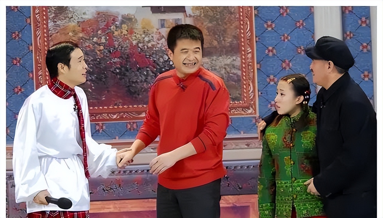 64岁的毕福剑重现镜头前,被人直呼认不出,他的前半生经历了什么