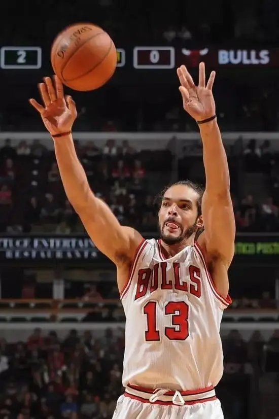 NBA投篮最怪异搞笑的10位球员,前3令人忍俊不禁,第一无人能复制