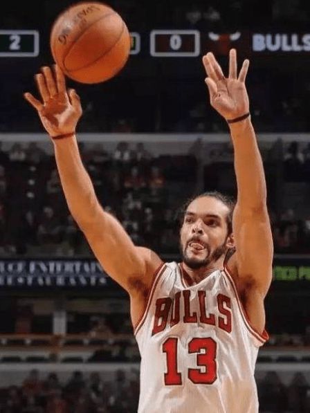 丑到令人发指,盘点NBA十大怪异投篮方式