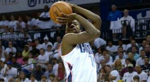 丑到令人发指,盘点NBA十大怪异投篮方式