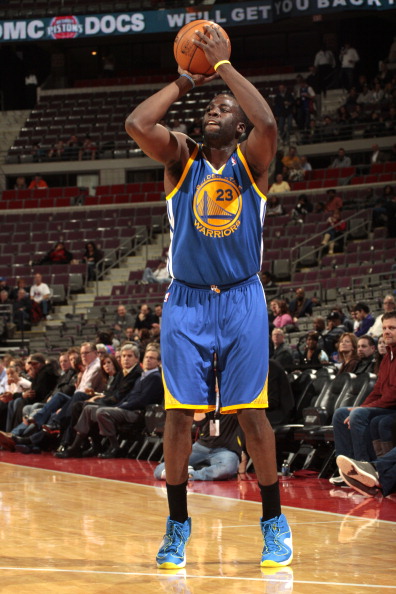 丑到令人发指,盘点NBA十大怪异投篮方式