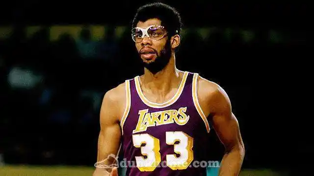 NBA十大丑陋罚球，NBA历史十大交易，你见证了哪个？