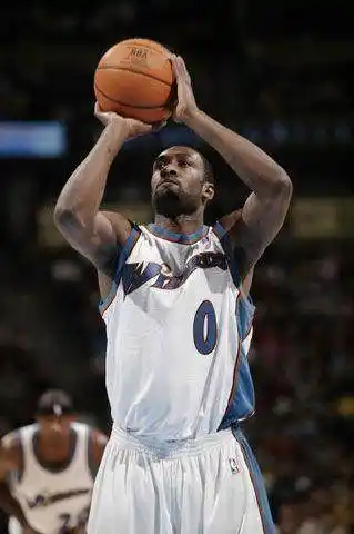 NBA十大丑陋罚球，NBA历史十大交易，你见证了哪个？