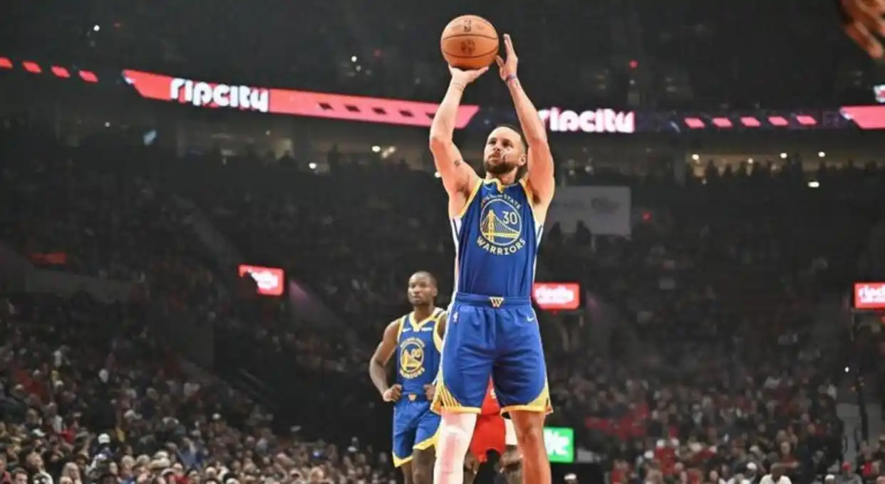 我直接一个好家伙，首节投篮3中1却拿了10分，7个罚球全部命中展示不同以往的得分方式