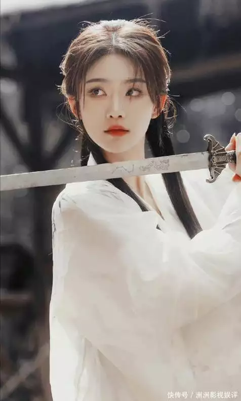 《凡人修仙传》后又一大男主修仙剧来袭,敖瑞鹏主演,女主很漂亮