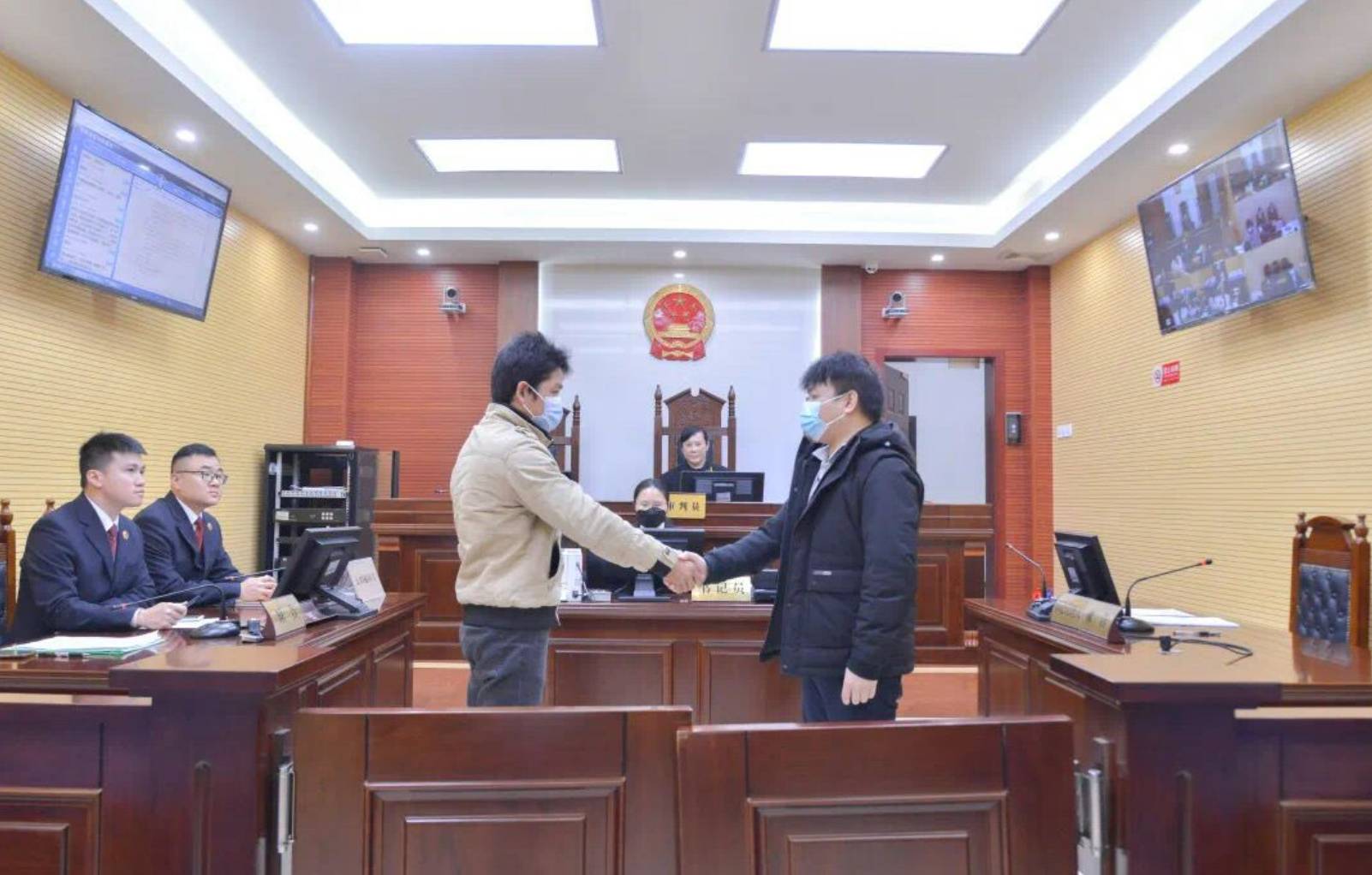 南宁一公司拖欠3.4万元劳务费两年多,检察官出庭支持农民工讨薪