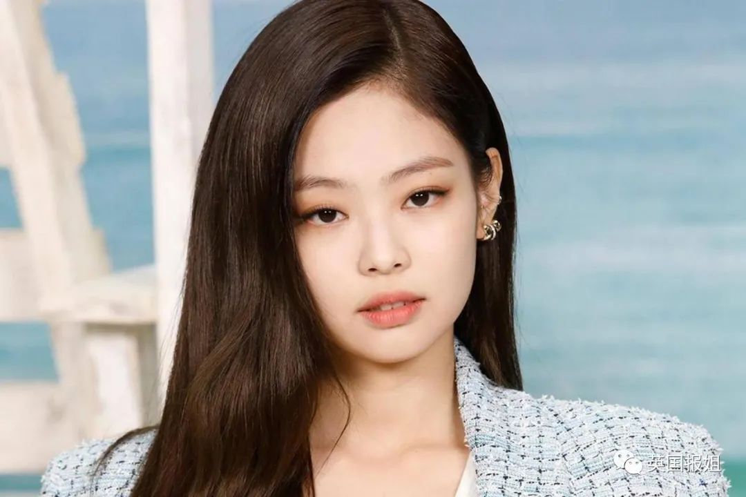 又有大瓜！韩国顶流偶像被曝和女团师妹热恋一年，别墅频繁幽会？