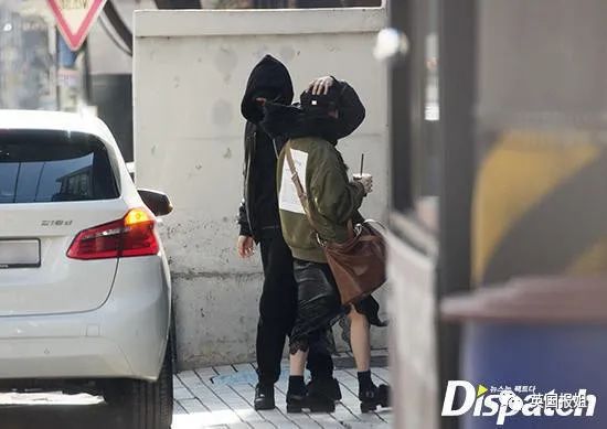 又有大瓜！韩国顶流偶像被曝和女团师妹热恋一年，别墅频繁幽会？