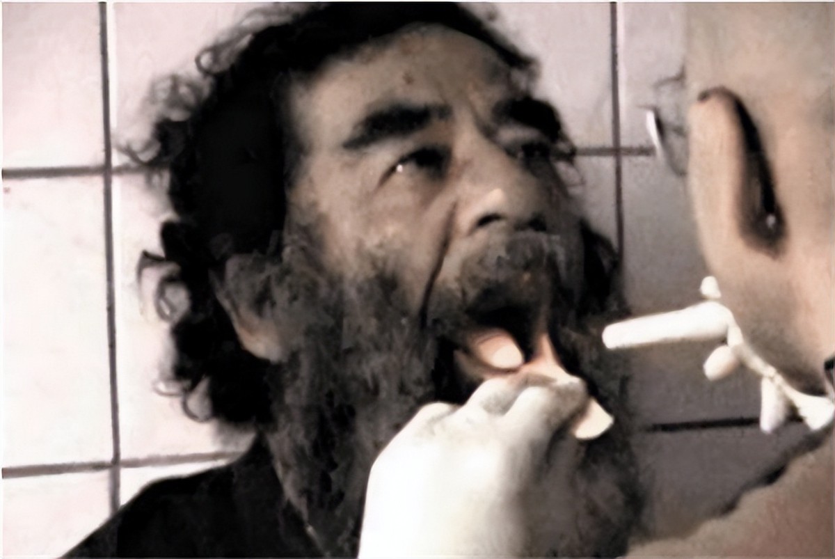 萨达姆最后6个小时：被美国士兵轮番戏谑，对着镜头留下临终遗言