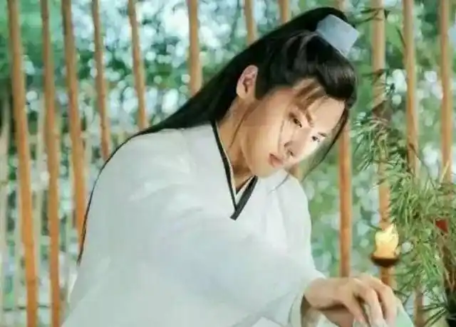 EXO四子的古装造型PK：黄子韬垫底，鹿晗第二，第一帅到爆！