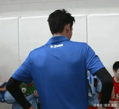 男神都会发福，可他年轻时也是衣服架子！