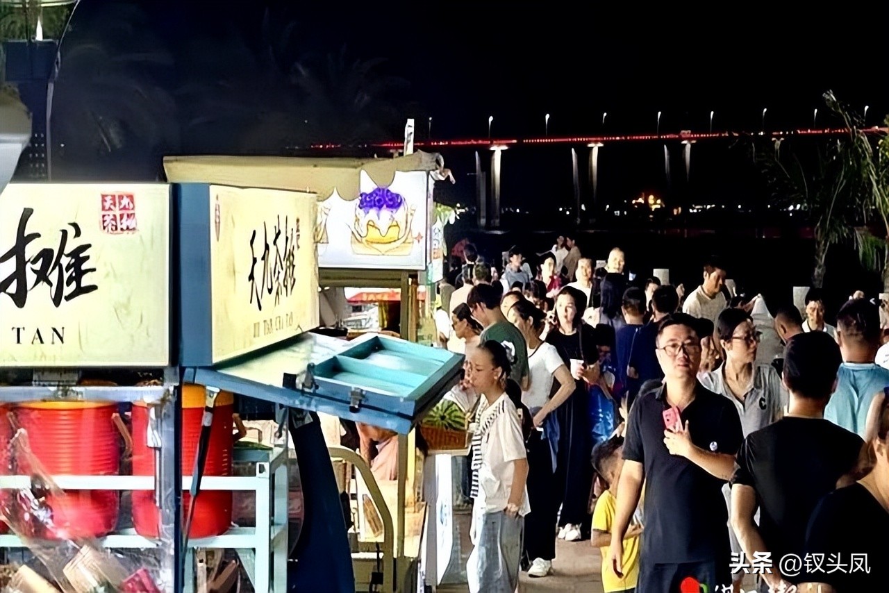 湛江这个夜市，超火爆！再不去就挤不进去了！