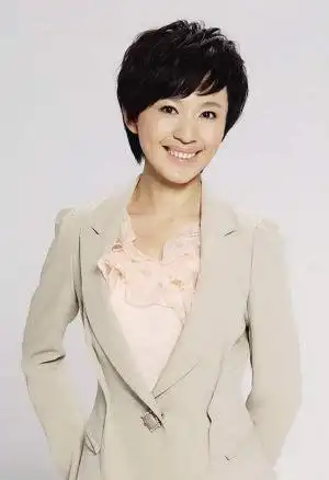 “央视国脸”欧阳夏丹：父亲病逝母亲又患癌，今43岁仍单身未嫁
