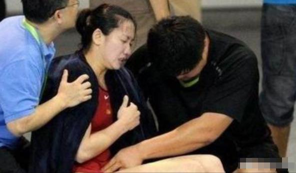 女运动员“难以启齿”的心酸：赛前刮毛、赛时忍剧痛、赛后扯泳衣