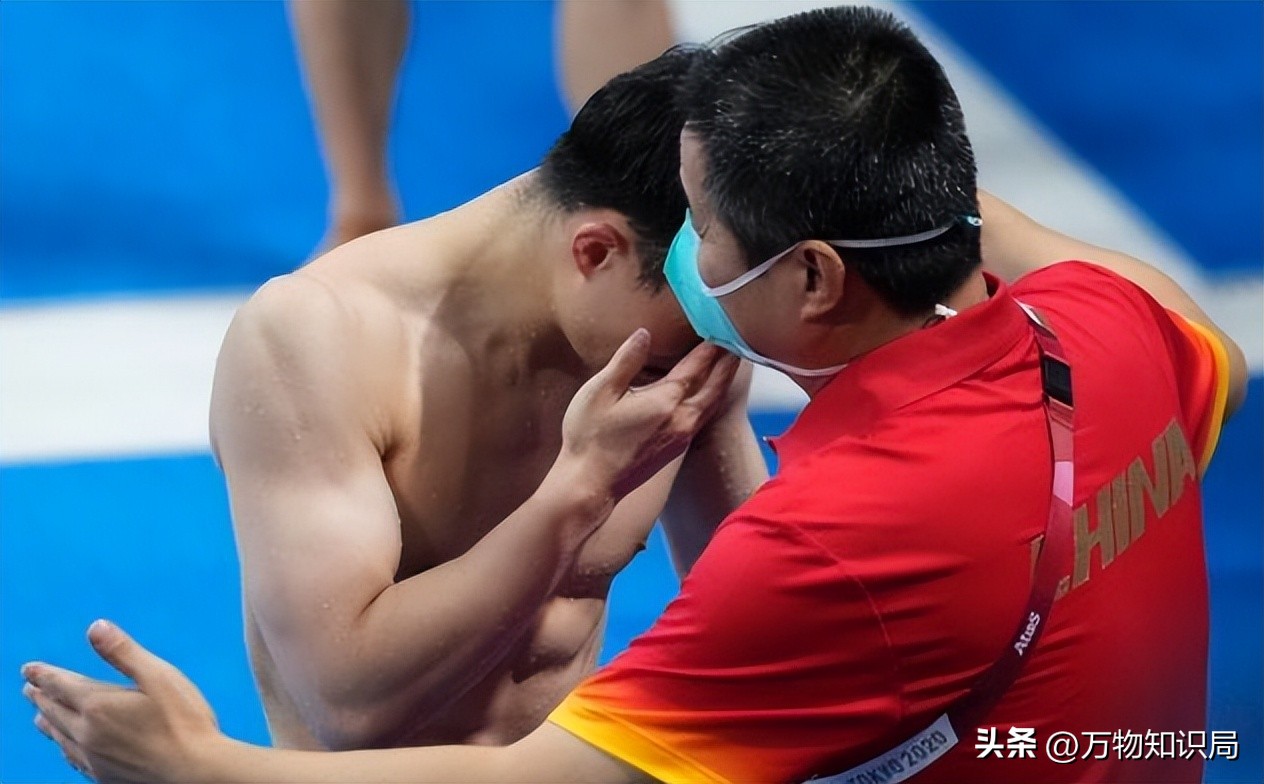 跳水男队员的“难言之隐”：刮体毛是基本要求，泳裤太小备受关注