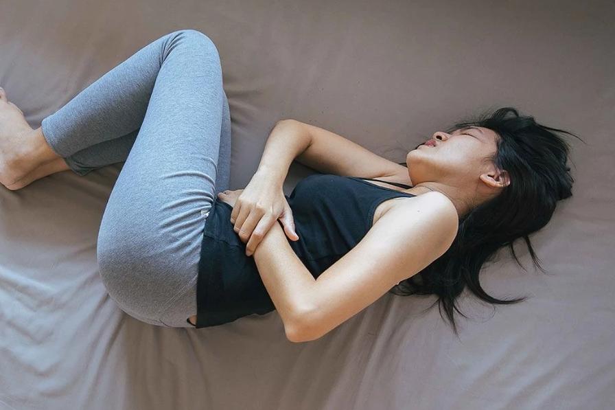 女运动员“难以启齿”的心酸：赛前“刮毛”、赛后强忍疼痛扯泳衣