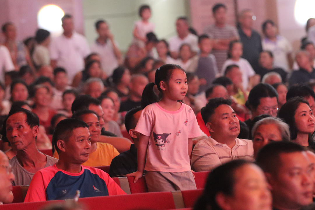 移风易俗润民心 文明展演绽芳华 ——2025 年资源县文明实践集中展演活动圆满举办