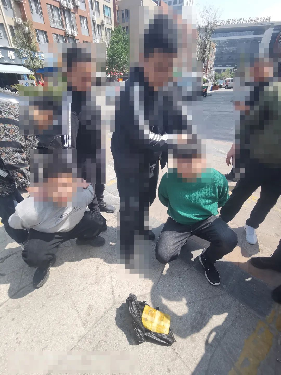 昭通公安破获毒品案件114起，抓获犯罪嫌疑人142人，缴获各类毒品65.14千克