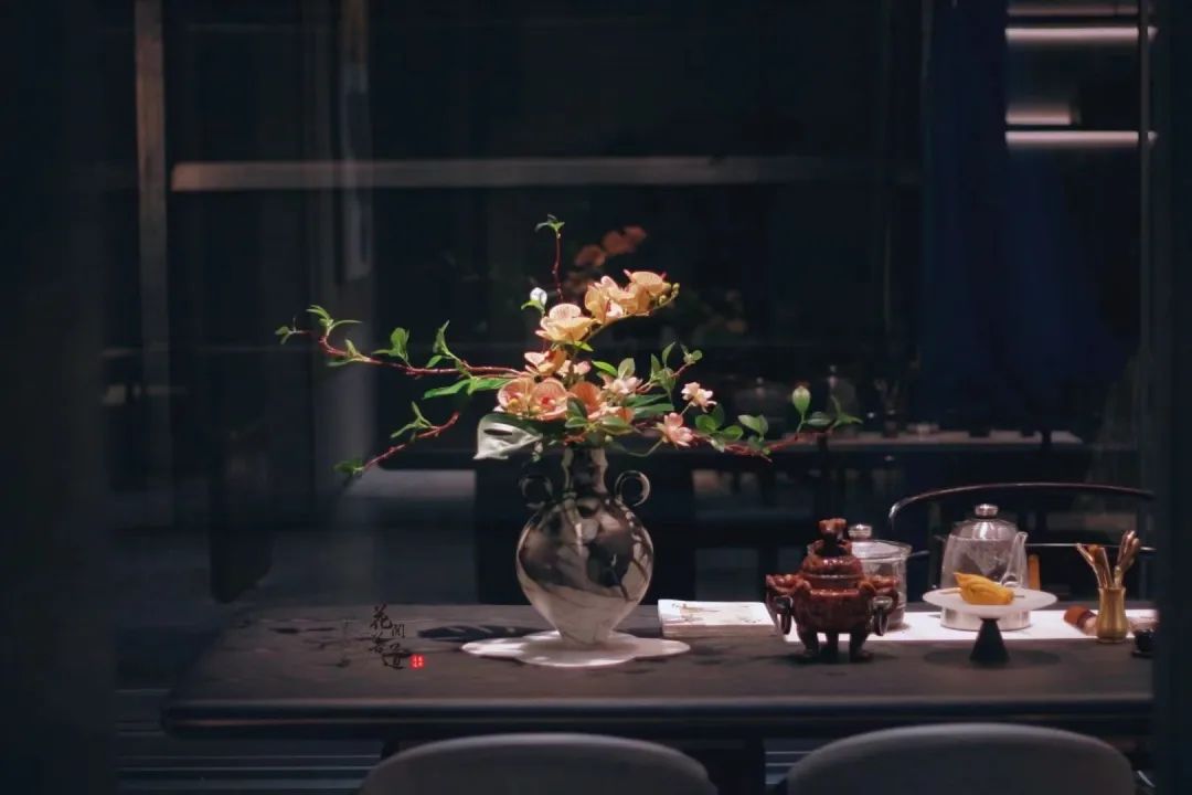 茶席上，听花开的声音