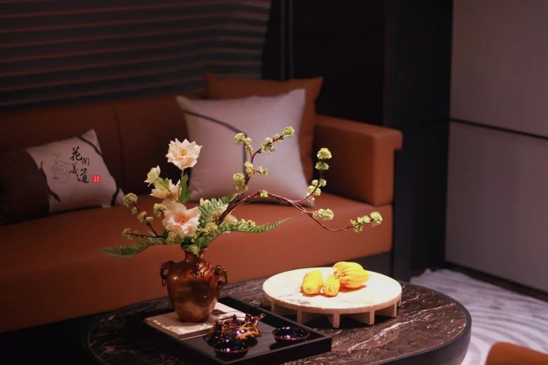 茶席上，听花开的声音