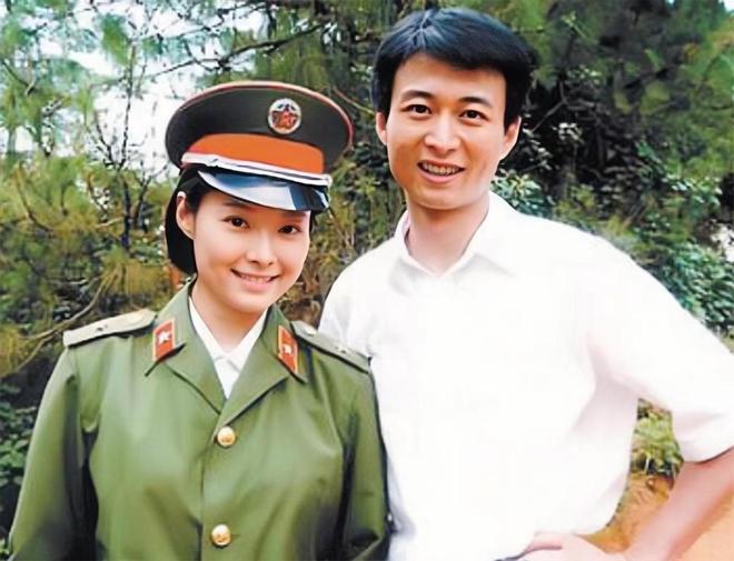 回顾：再看徐威才明白，他当年为何离开袁立娶世界冠军张怡宁