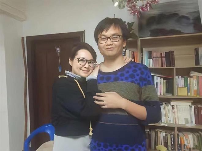 回顾：再看徐威才明白，他当年为何离开袁立娶世界冠军张怡宁