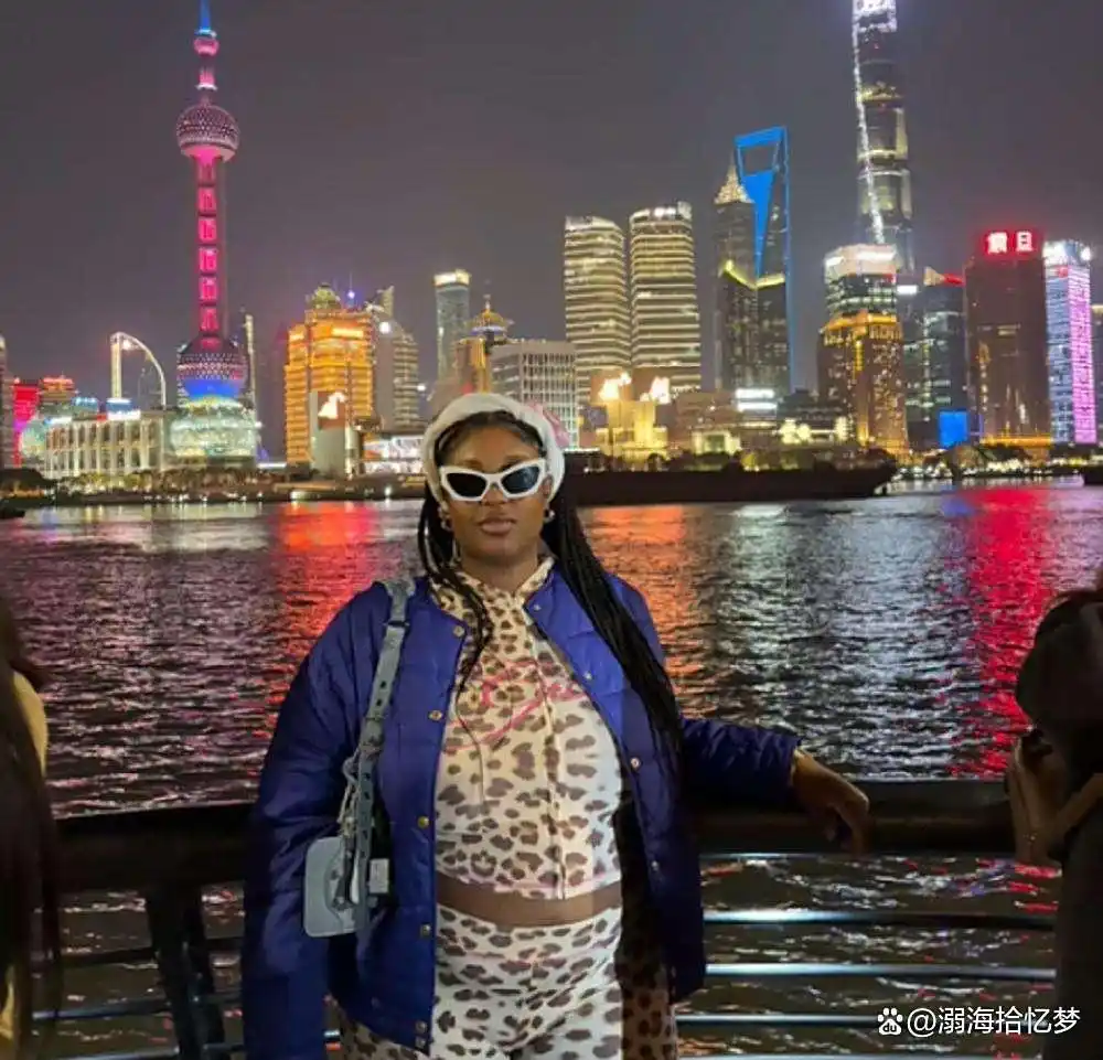 北京高校终止Rudegalnana学籍,后续来了:2月入学5月被清退