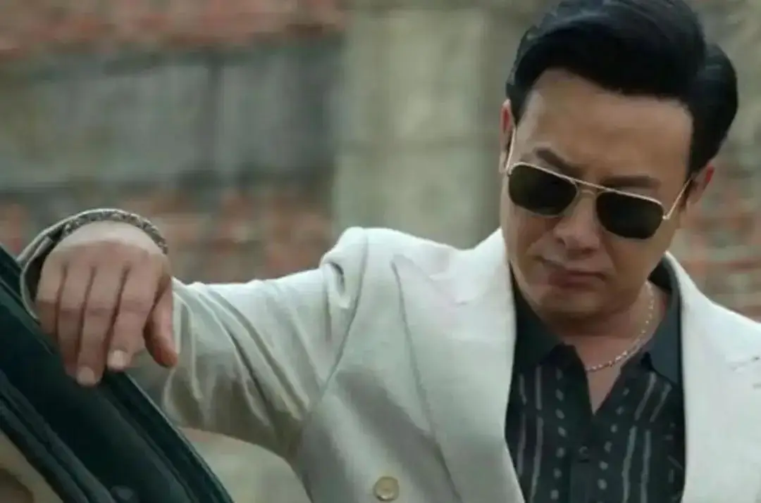 74岁宁波大爷炒股被骂不务正业，却挣回400亿！刚刚再次出手，接了阿里巴巴的盘