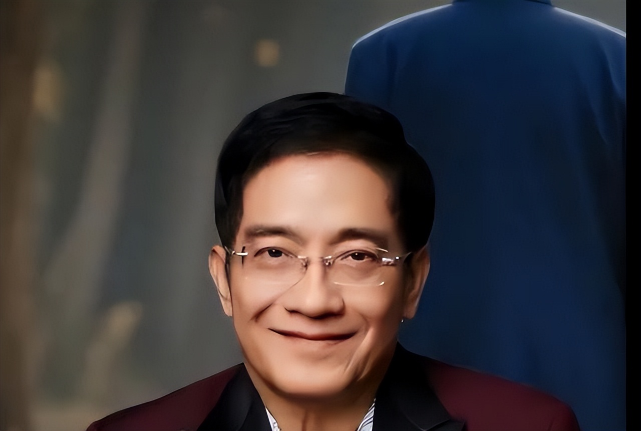 善恶终有报!包养空姐、算计其负债900万的郎咸平,如今自食恶果