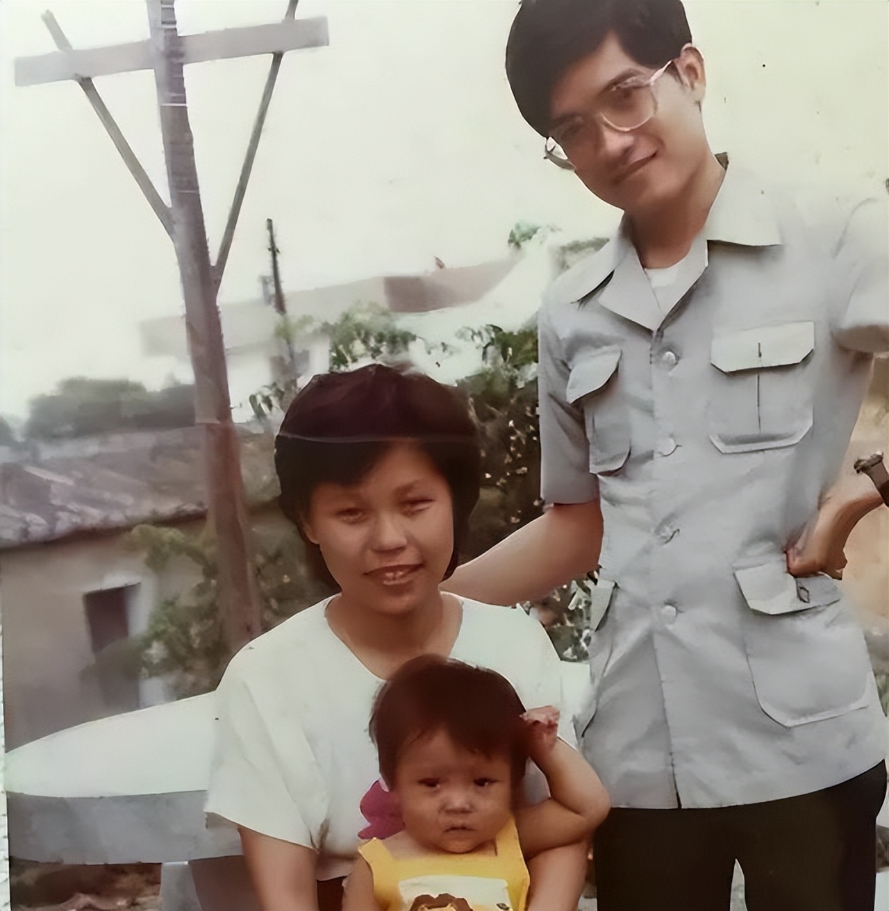 善恶终有报!包养空姐、算计其负债900万的郎咸平,如今自食恶果