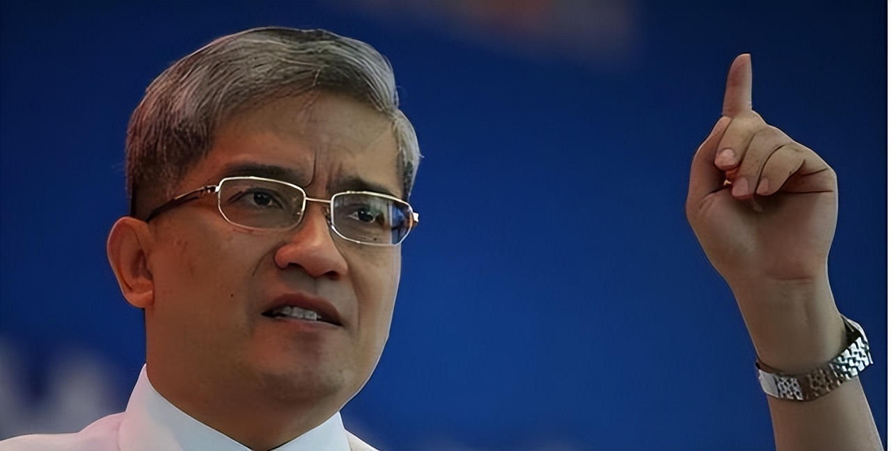 善恶终有报!包养空姐、算计其负债900万的郎咸平,如今自食恶果