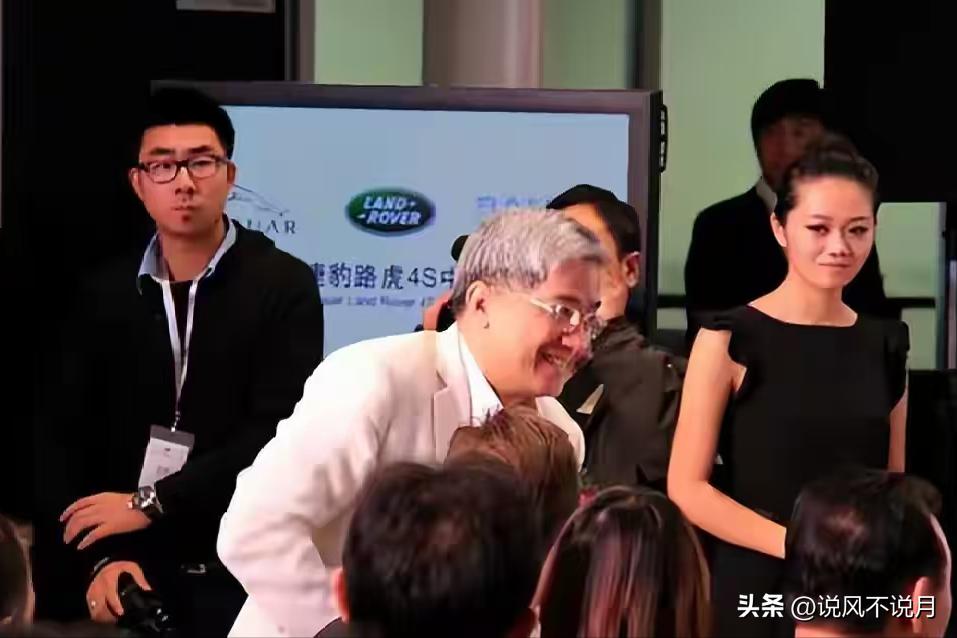 善恶终有报!包养空姐、巧骗情妇900万的郎咸平,如今自食恶果