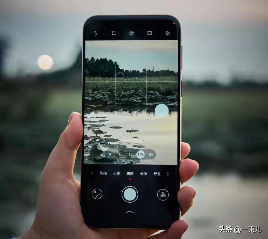 手机多久一换最合适？内行人拆解3大核心维度，终于不用盲目跟风