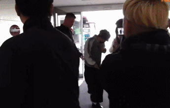 大象夜读｜权志龙塌房，BIGBANG五人团灭唯留太阳