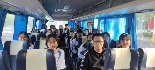 济南市莱芜第一中学师者风采——刘立华