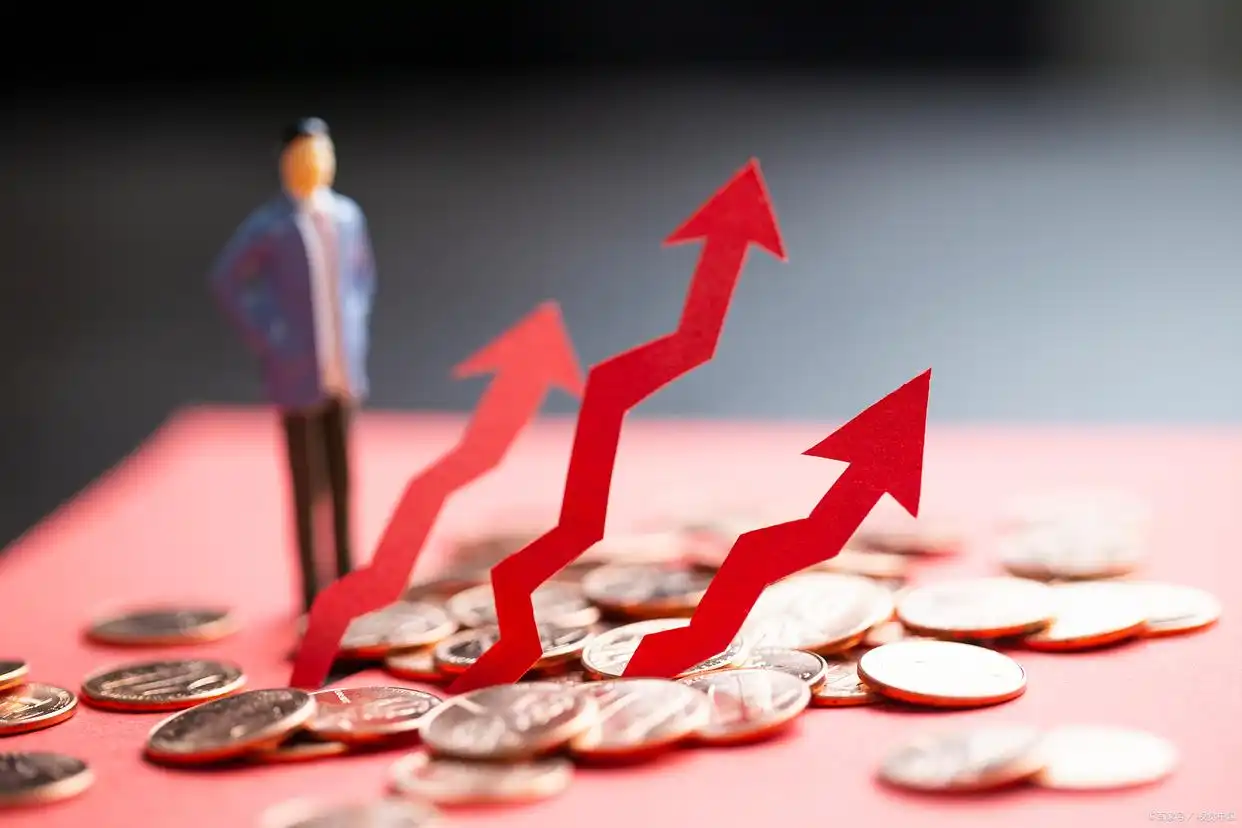 A股：下周一，这3大板块有望迎来潜力上涨，或将成为牛市启明星！