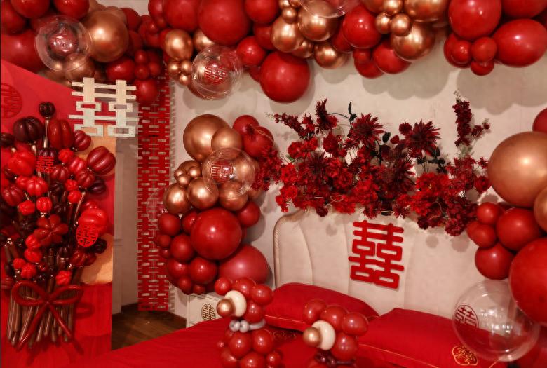 “订婚强奸案”电梯视频首次曝光！女孩激烈挣脱却被死死拽住