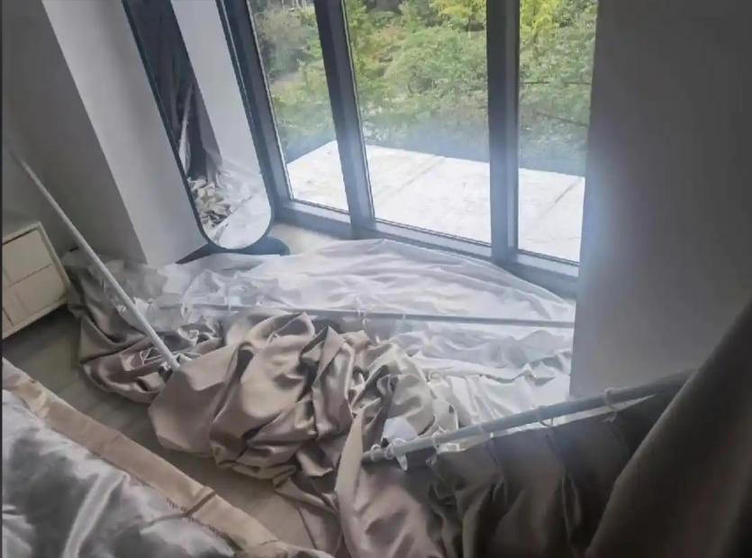 “订婚强奸案”电梯视频首次曝光！女孩激烈挣脱却被死死拽住