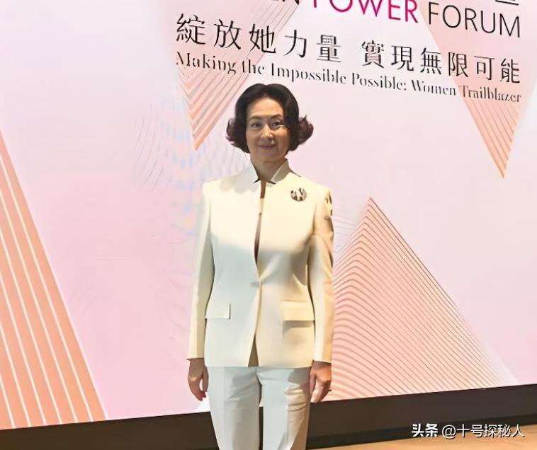 临终将“私生子”托付给何超琼，赌王下的这盘大棋，五年后才看懂