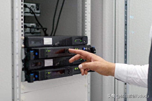 如何设置路由器的防蹭网功能？有哪款路由器可以杜绝防蹭网？