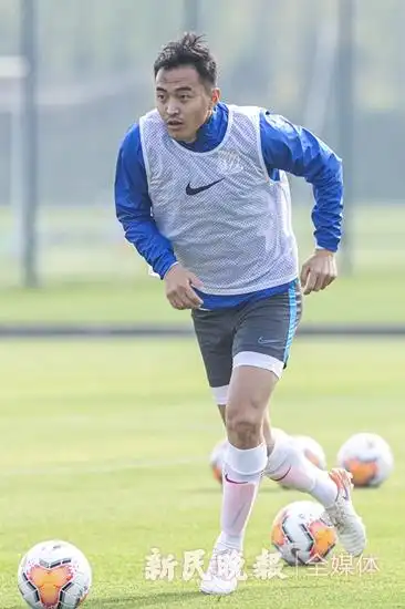 “资深”段子手、队内“老大哥” 原来你是这样的冯潇霆