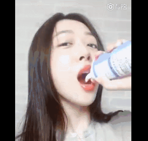 崔雪莉自杀前的照片曝光，腿上满是伤痕！