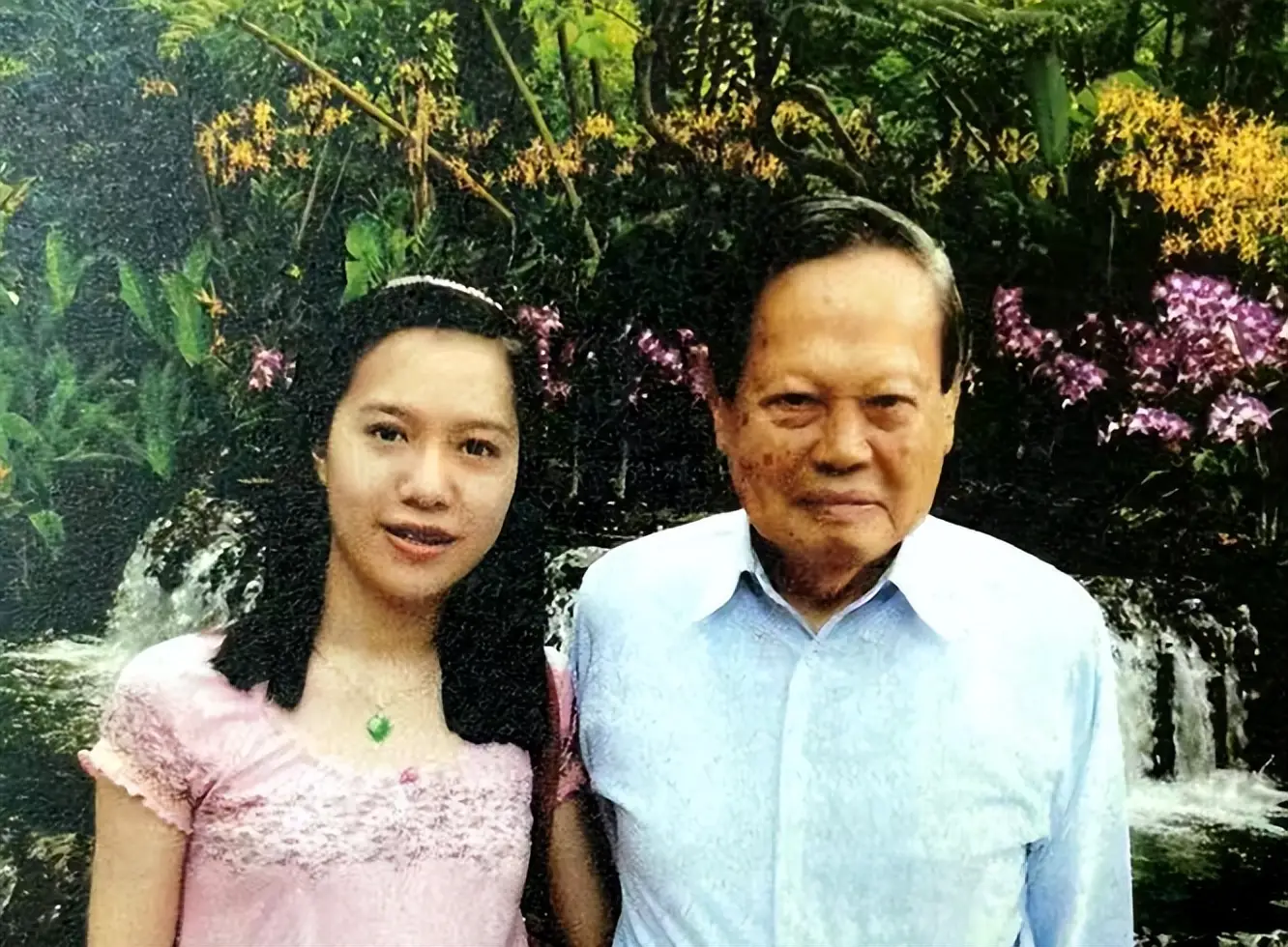 杨振宁先生去世，翁帆首次发声，49岁无儿无女，何去何从早有答案